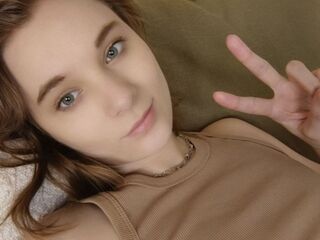 beautiful girl webcam ElswythCoyner