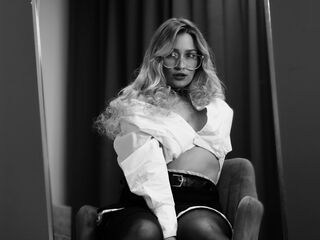 webcamgirl chatroom AugustineMoore