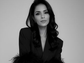 free cam photo EmiBrow