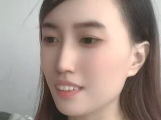 beautiful webcam girl MengyinggYe