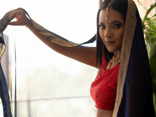 nude camgirl picture AnoukChopra