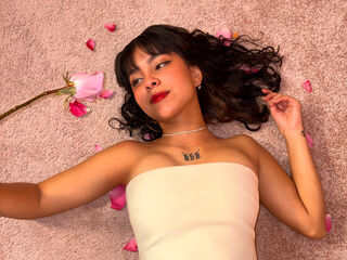 webcam stripper ElizabethThaylor