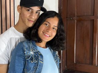 camsex show CnadyAndOliver