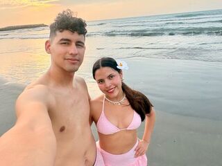 live cam chatroom SaraAndrex