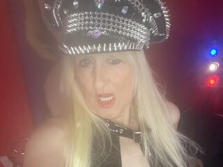 webcamgirl fetish chatroom GodessLulu