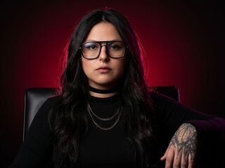 girl bdsm webcam LuluCarmine