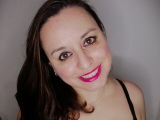 hot camwhore AdelaAlbaNatural