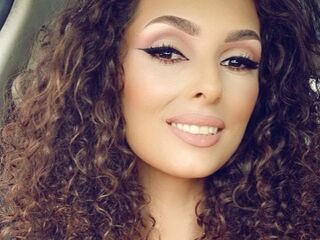 livesex cam girl AishaApril