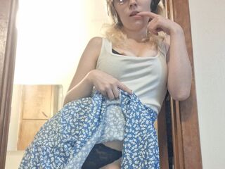 camgirl playing with sextoy AjaJones