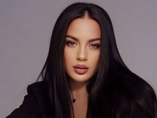 camgirl chat room AmiraSunshine