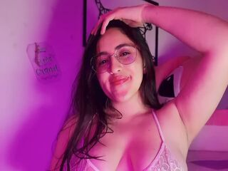 teaser cam AmyVele