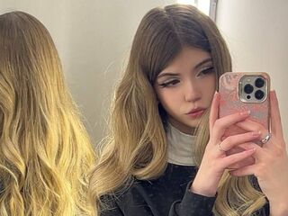 camwhore shaved pussy AriJane
