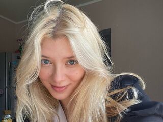 naughty cam girl masturbating AshleaVadner