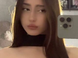 free adultcam BellaJersiquins