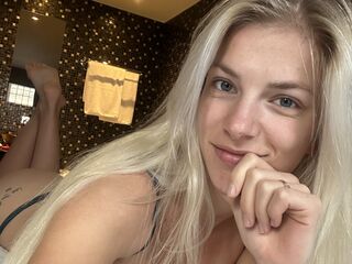 live porn picture BlondieBritt