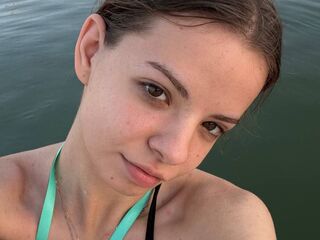 girl cam naked BonnySeto