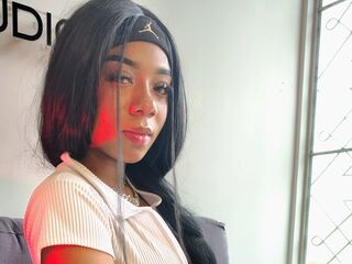 camgirl porn cam BreendaJones
