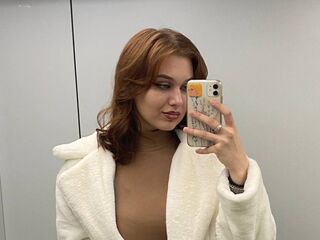 camslut spreading pussy BrynnMeury