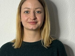 hot cam girl CarmeliaRihner