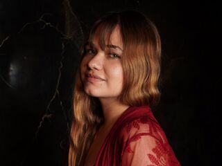 cam girl live webcam CharlotBlonde