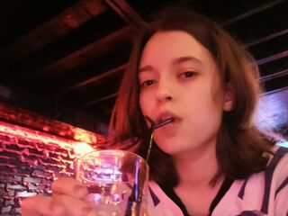 camgirl masturbating ChiaCorriher