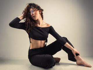 hot camslut ChloeSteele