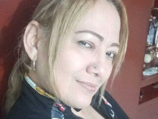 camgirl shaving pussy ClauDarling