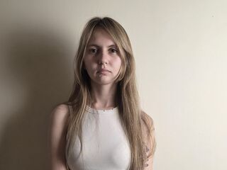 sexy webcam girl CrissyLescano