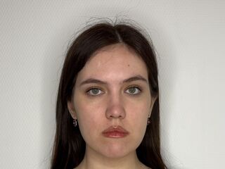 live webcam performer CristaCarpentier