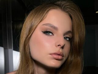 camgirl webcam picture DoraWilliams