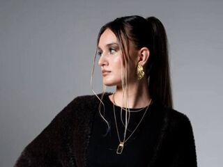 hot strip tease show EileenChaton