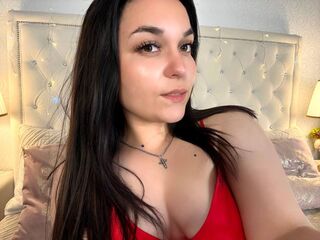cam chat room ElleCross