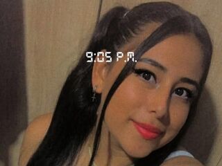 naked webcamgirl photo EmilyStuar