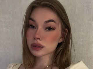 camgirl masturbating EsmaEmberton