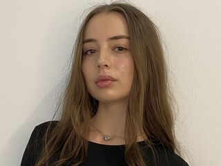 adult chatroom EttaRaybourn