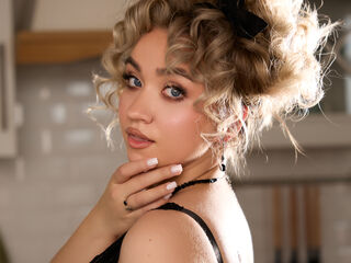 chat with cam EvaSoftly