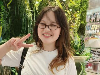 adult webcam chatroom FayLawley