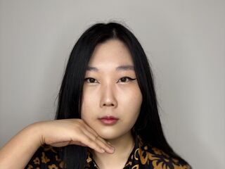 closeup cam GeriDonnelly