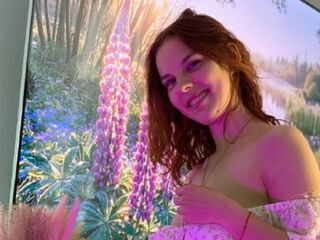 camgirl spreading pussy GloriaGer