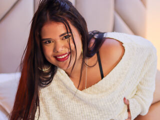 camgirl sexchat IvoneSky