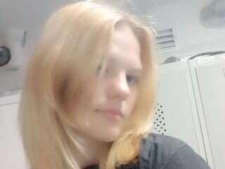 cam girl cam IzettaRambousek