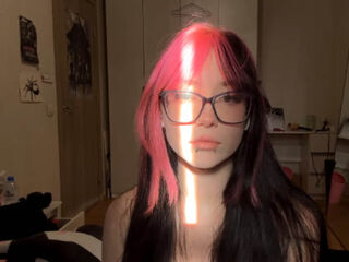 nude gamgirl JameyStaffieri