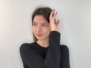 beautiful girlcam JanisRadabaugh