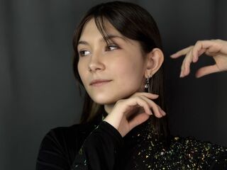 naughty camgirl masturbating with dildo JenneferAspacio