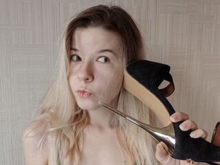 fingering cam whore JessyDough