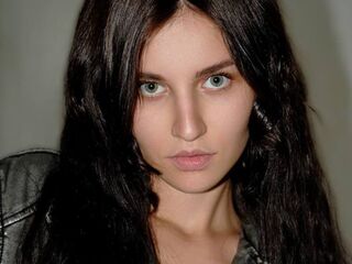 naughty cam girl masturbating JolineDurda