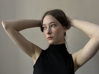 girl showing tits JosefinaHancin