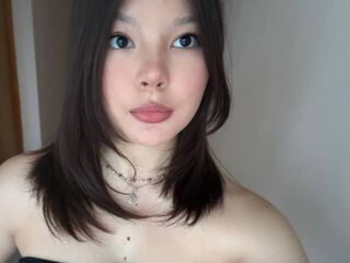 hot girl live webcam JulienneCharters