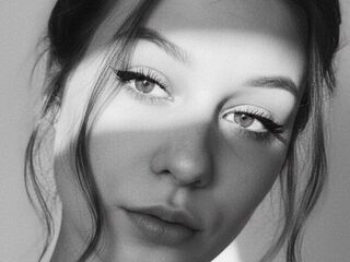 live sex show KalynBrazile