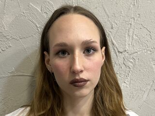 adult liveshow KatrinJons